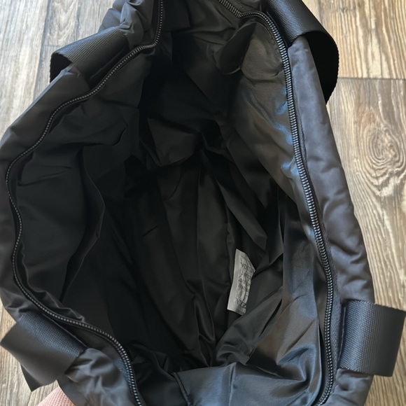 PINK Puffer Tote - Picture 5 of 5